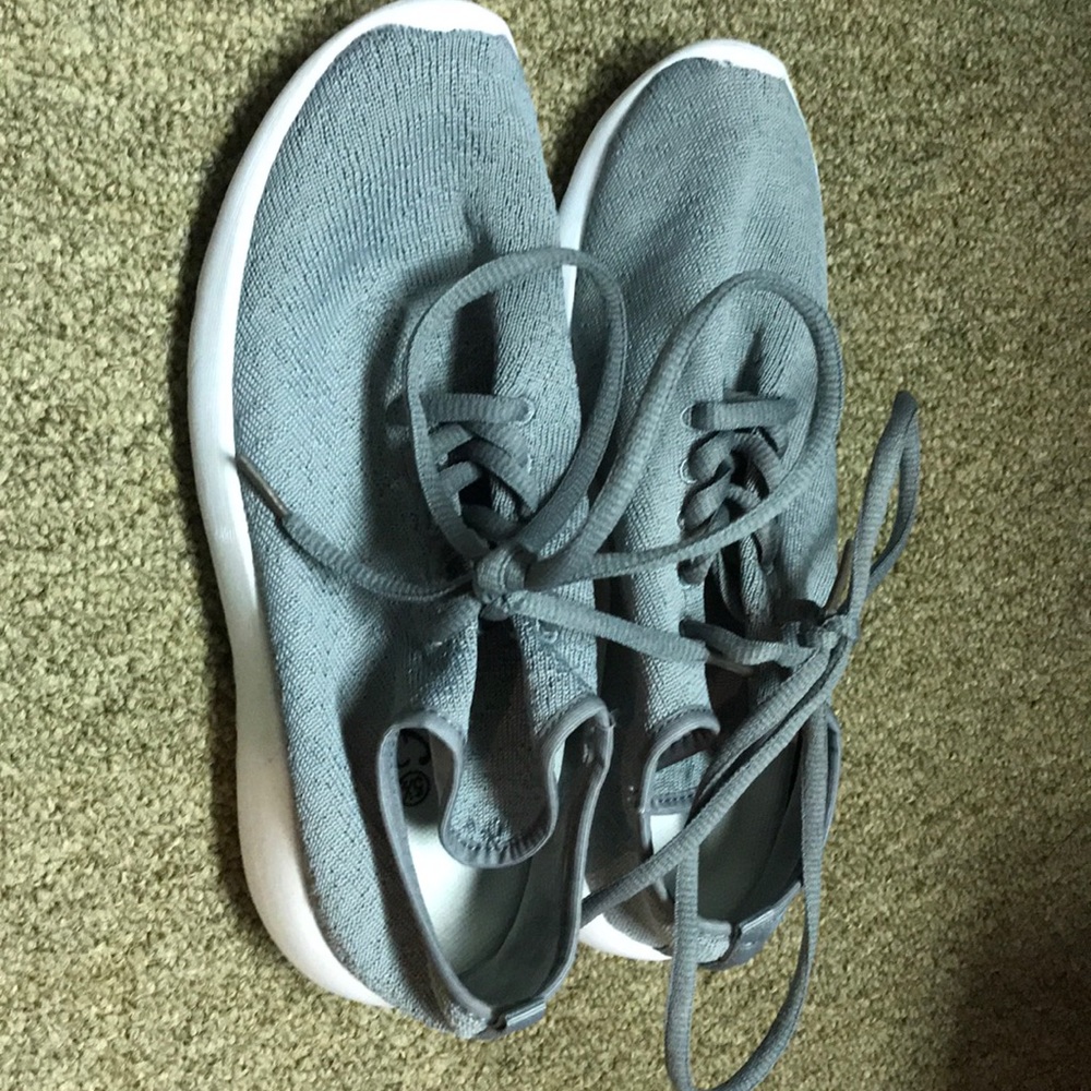 Women shoes